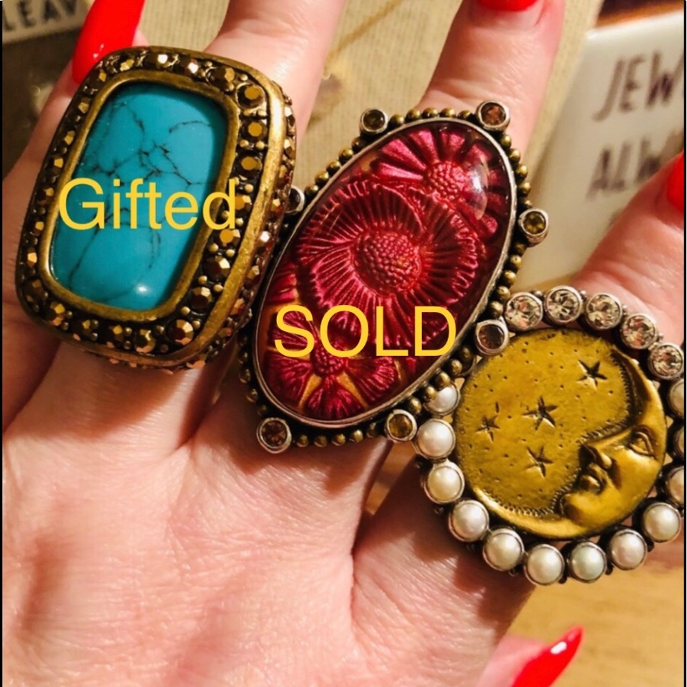 Listing soon mars valentine
